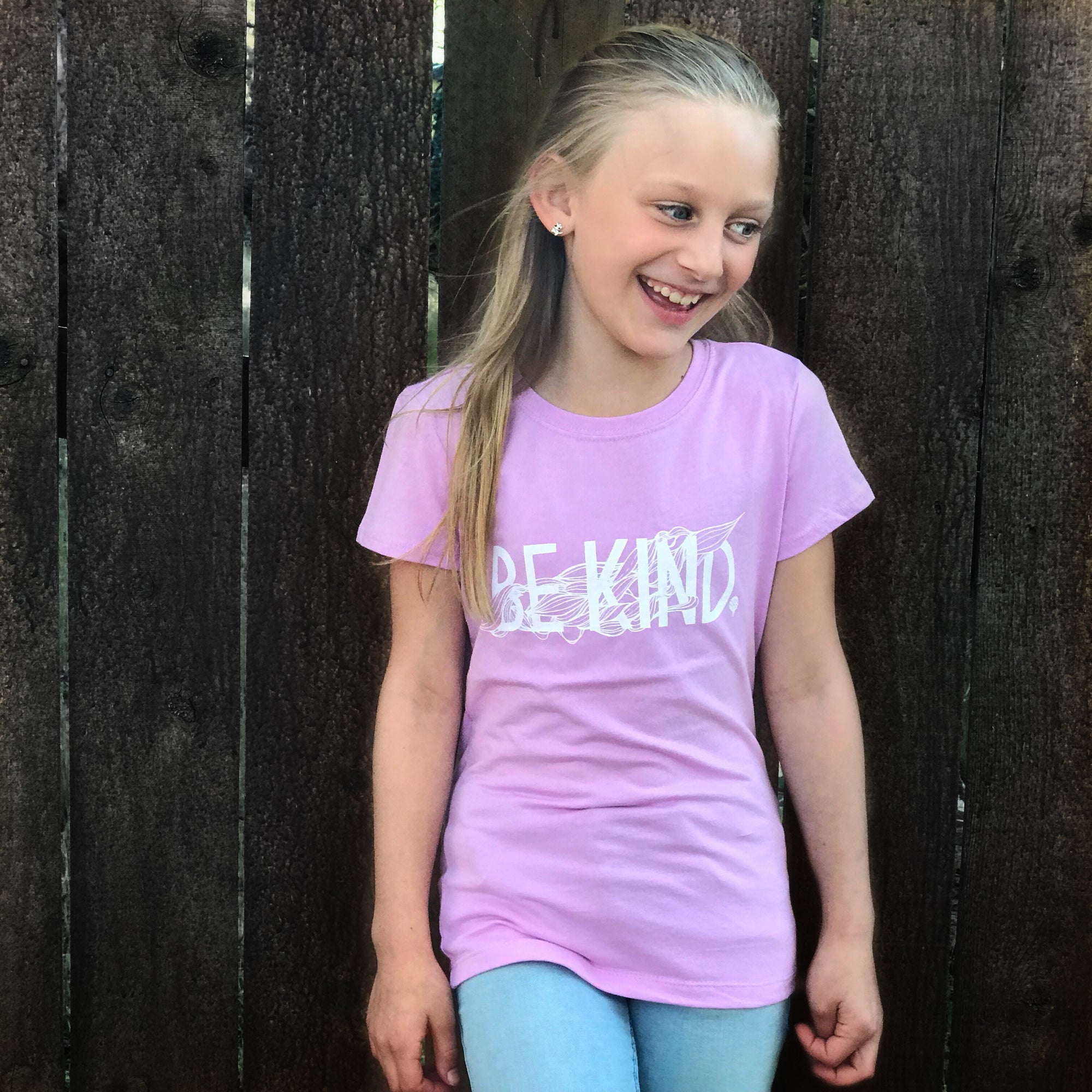 BE KIND | girls tshirt | lilac
