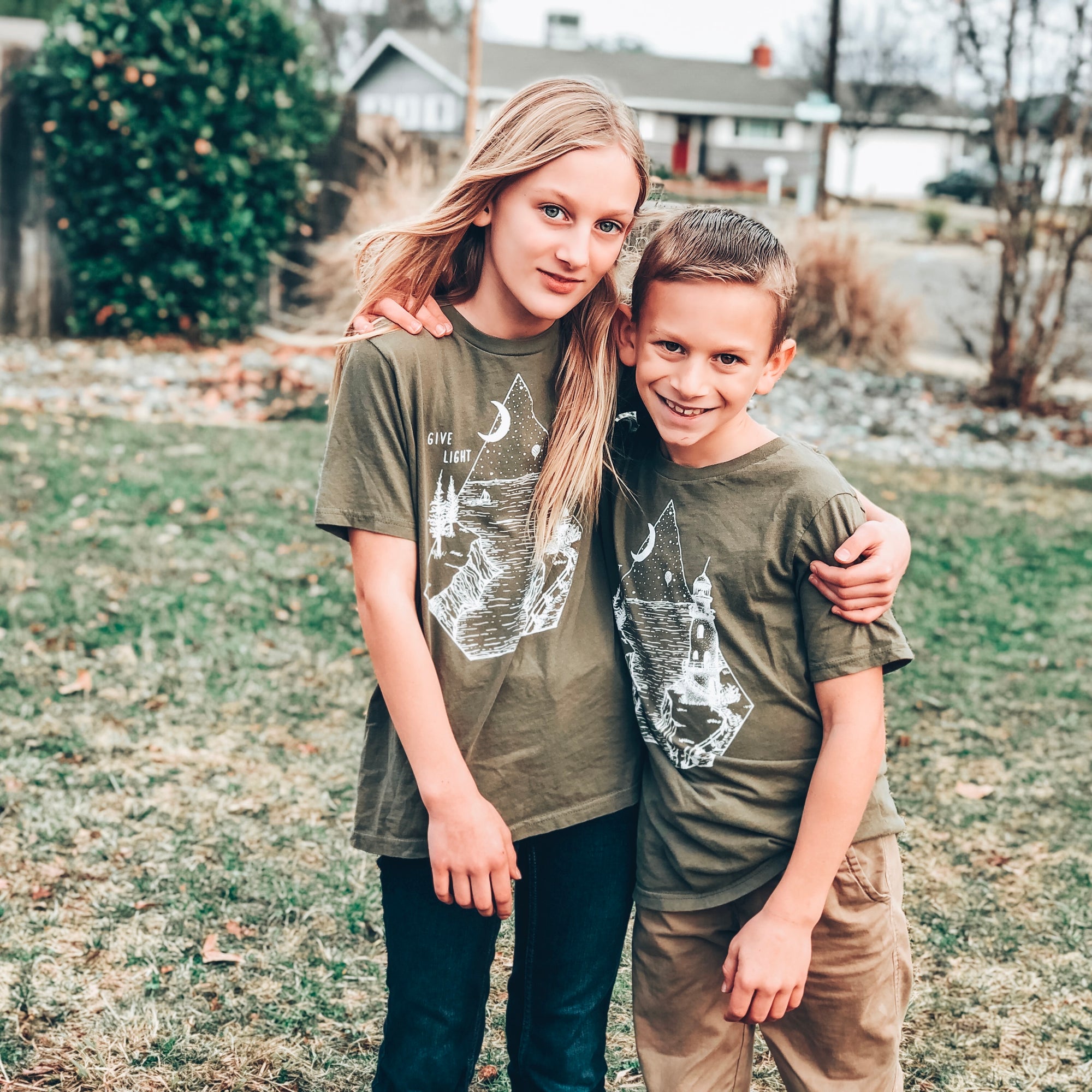 GIVE LIGHT | boys tshirt | military green